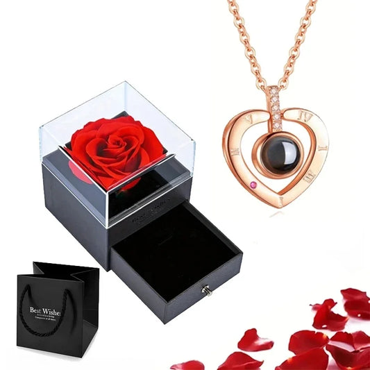 Surprenez votre être cher avec notre ensemble de collier à projection - 100 langues Je t'aime pendentif en forme de cœur dans une belle boîte cadeau rose.